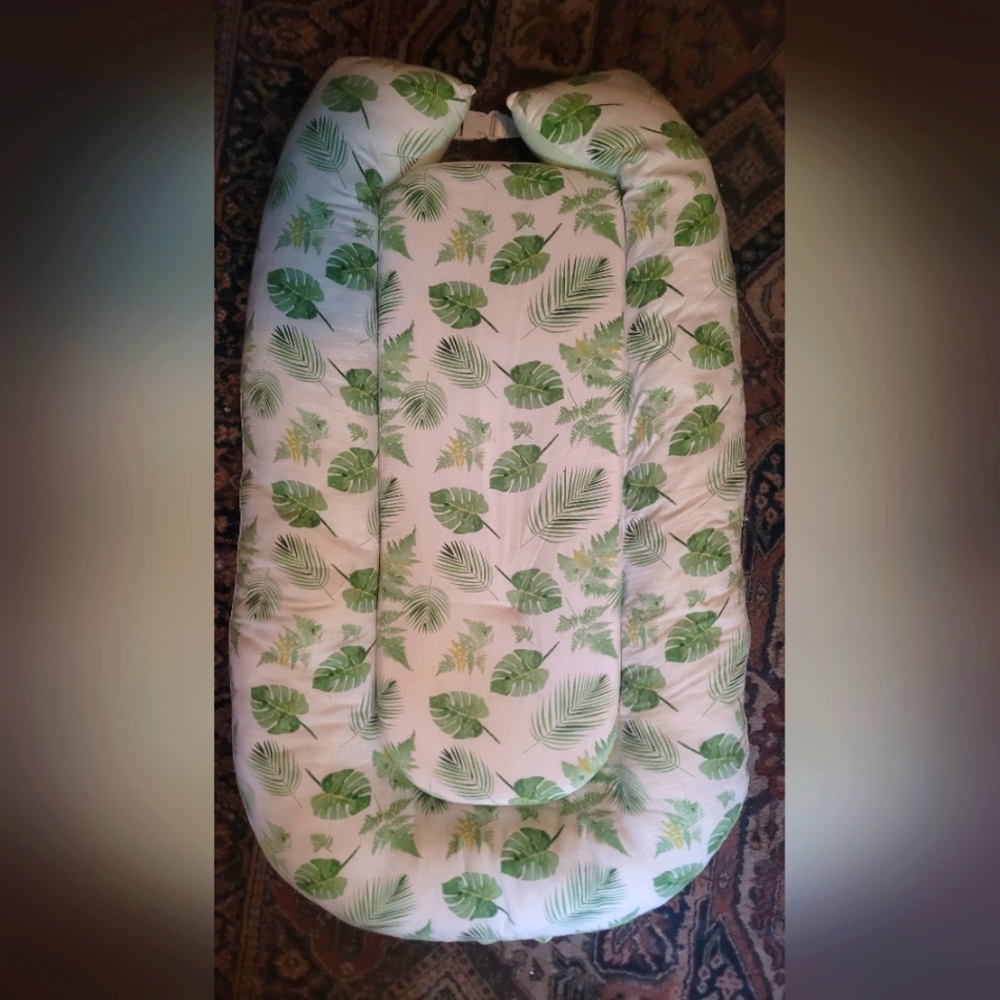 Baby pillow (dock-a-tot style)